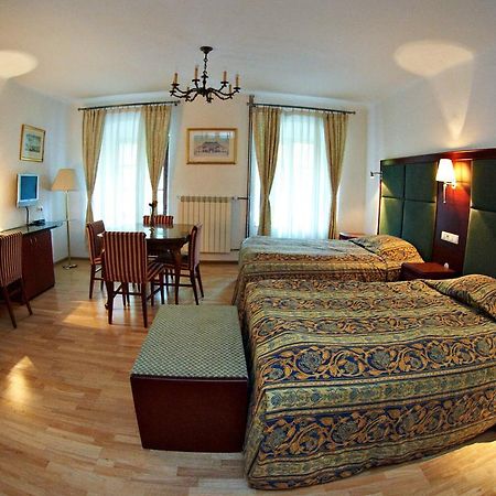 Zamek W Dziegielowie Extérieur photo