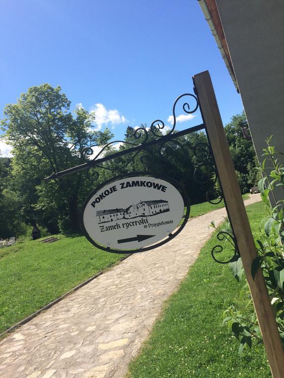 Zamek W Dziegielowie Extérieur photo