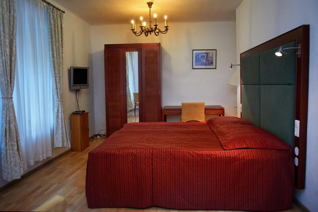Zamek W Dziegielowie Extérieur photo
