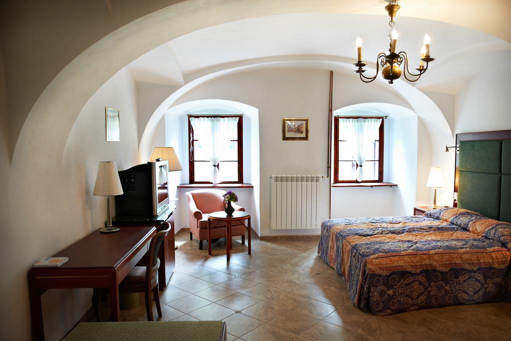 Zamek W Dziegielowie Extérieur photo