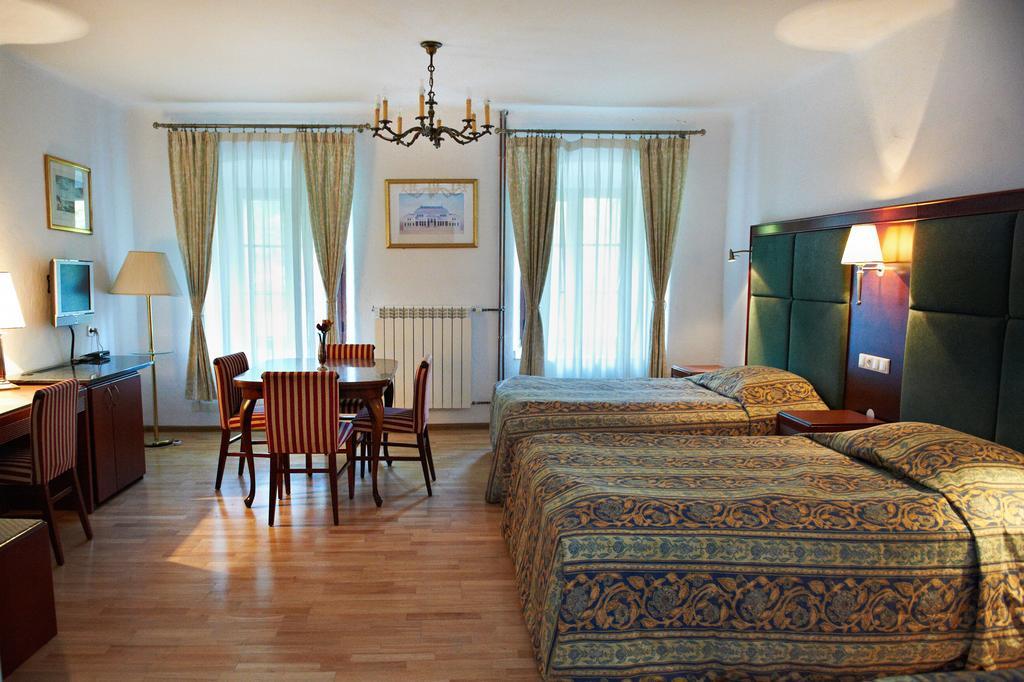 Zamek W Dziegielowie Extérieur photo